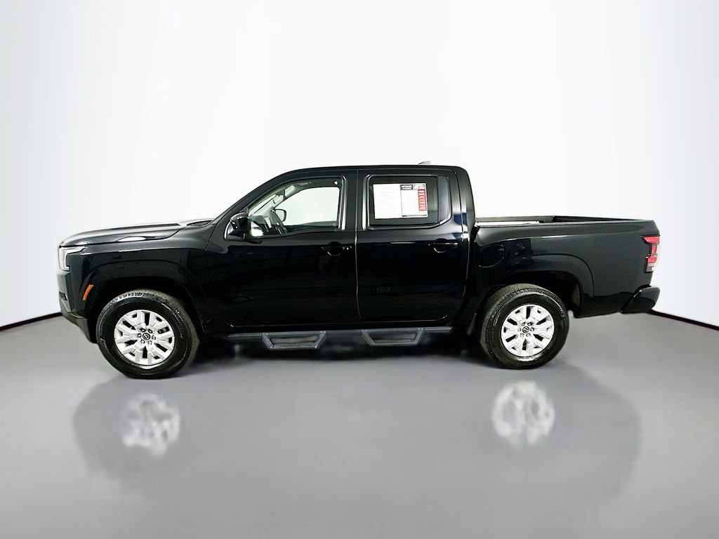 Used 2022 Nissan Frontier SV AWD/4WD image 5
