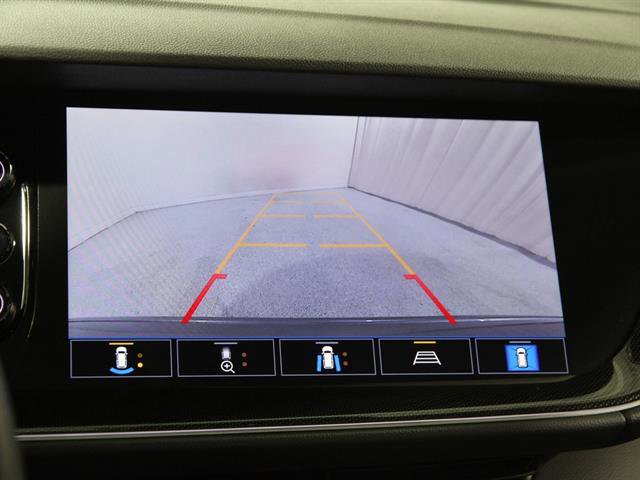 Used 2021 Buick Envision Essence w/ Technology Package I image 14