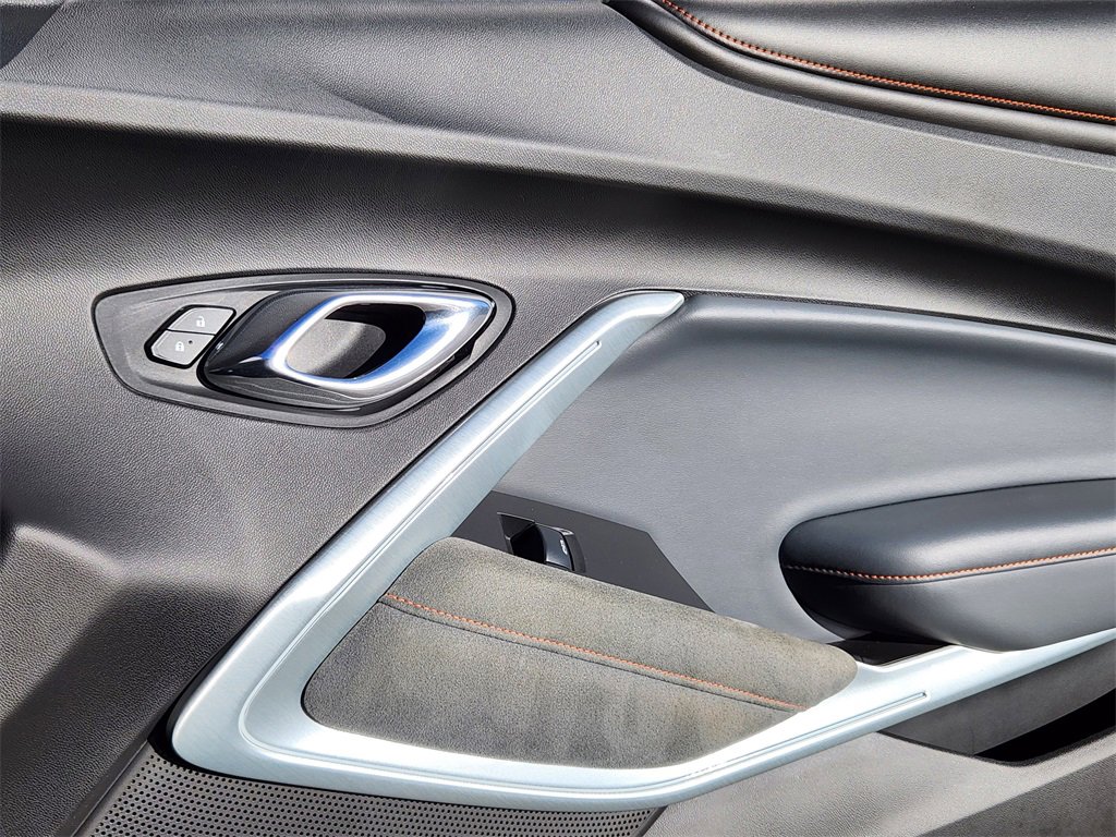 Used 2017 Chevrolet Camaro SS w/ 50th Anniversary Edition image 15