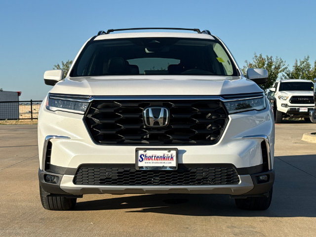Used 2025 Honda Pilot EX-L image 2