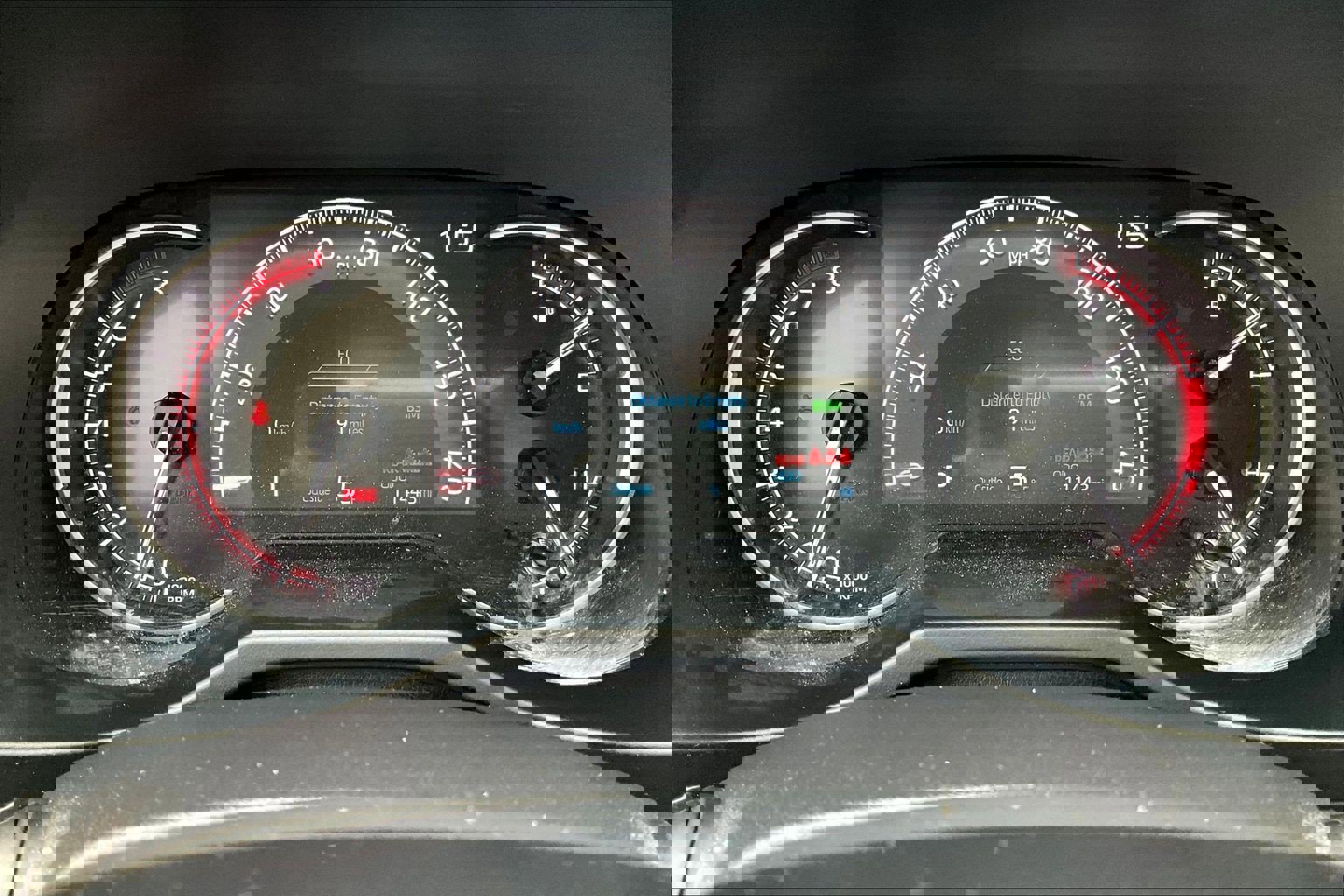 Used 2023 Toyota RAV4 XLE Premium image 19