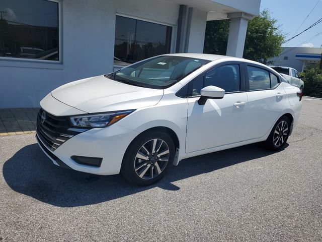 Certified 2025 Nissan Versa SV w/ Trunk Package FWD image 11