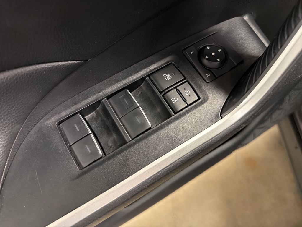 Used 2024 Toyota RAV4 XLE FWD image 19