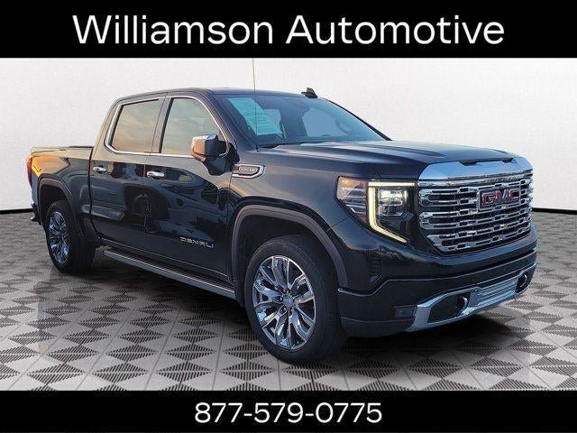 Used 2023 GMC Sierra 1500 Denali w/ Denali Reserve Package AWD/4WD image 1