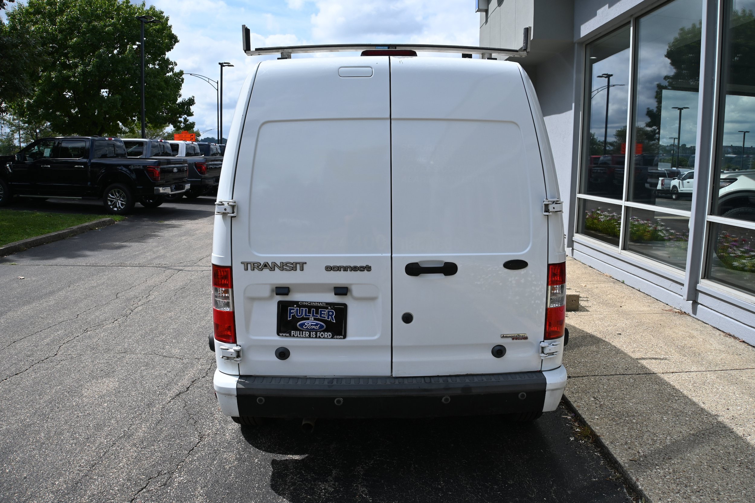 Used 2013 Ford Transit Connect XLT FWD image 3