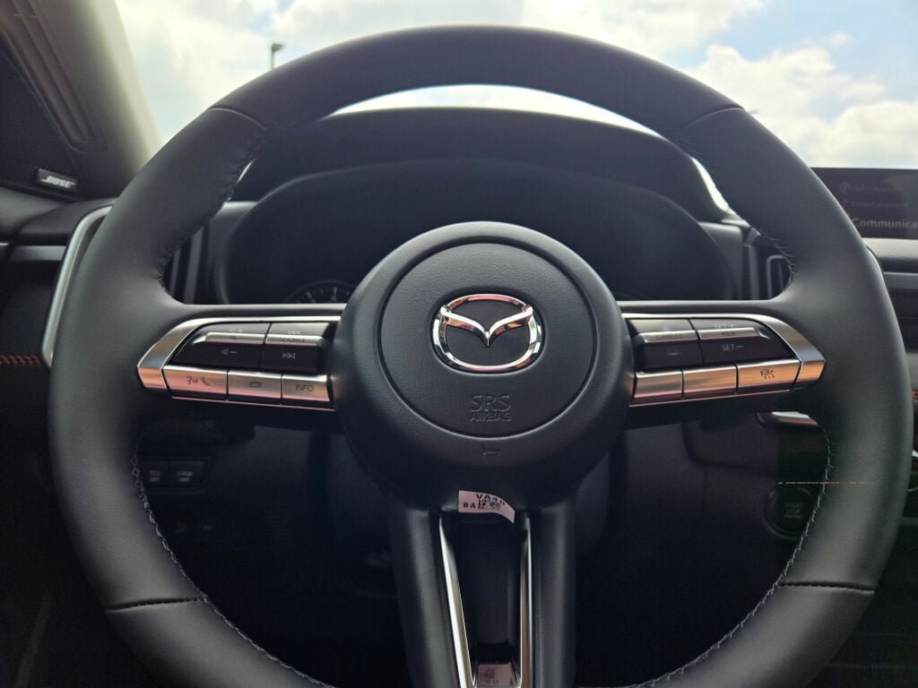 New 2026 MAZDA CX-50 Meridian Edition w/ Weather Package AWD/4WD image 34