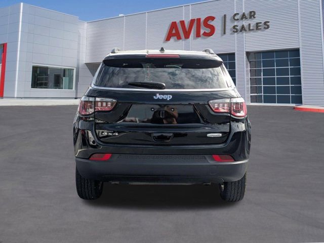 Used 2025 Jeep Compass Latitude image 7