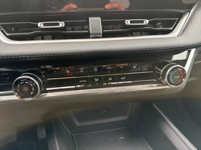 Used 2025 Chevrolet Equinox LT image 54