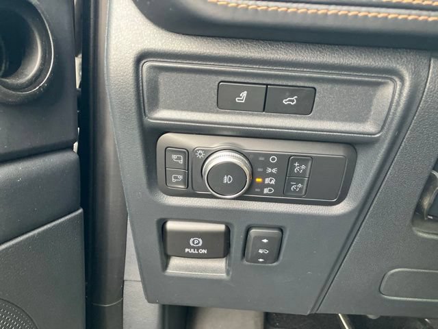 Used 2022 Ford Expedition Platinum AWD/4WD image 16