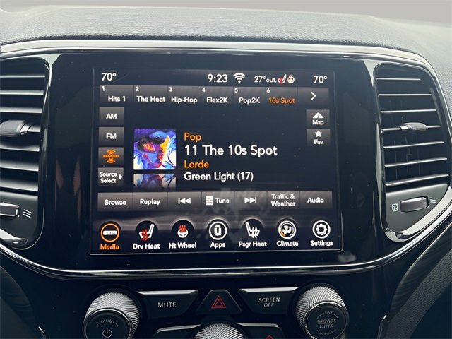 Used 2020 Jeep Grand Cherokee Altitude image 15