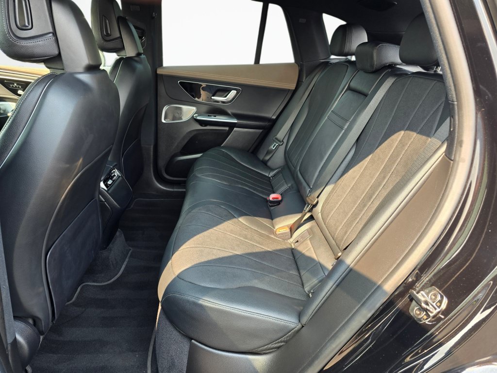 Used 2023 Mercedes-Benz EQE 350+ 4MATIC SUV image 18