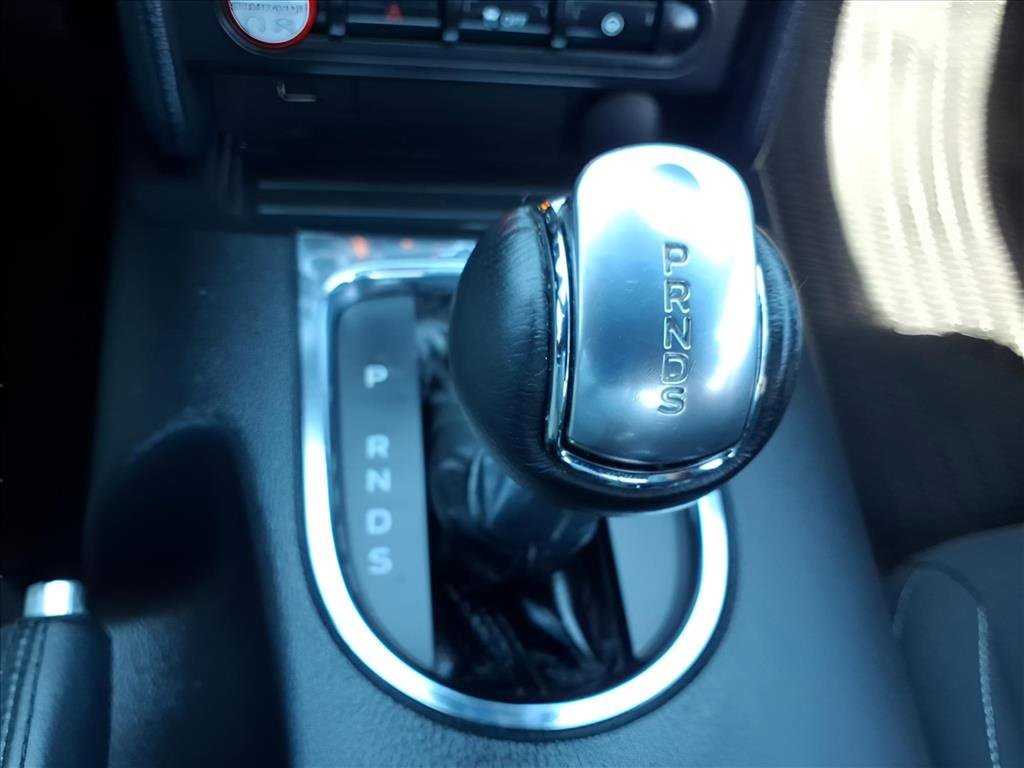 Used 2017 Ford Mustang Coupe image 22