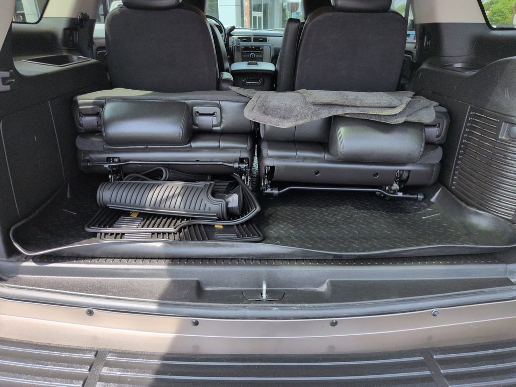 Used 2012 Chevrolet Tahoe LT w/ Suspension Package, Off-Road AWD/4WD image 23