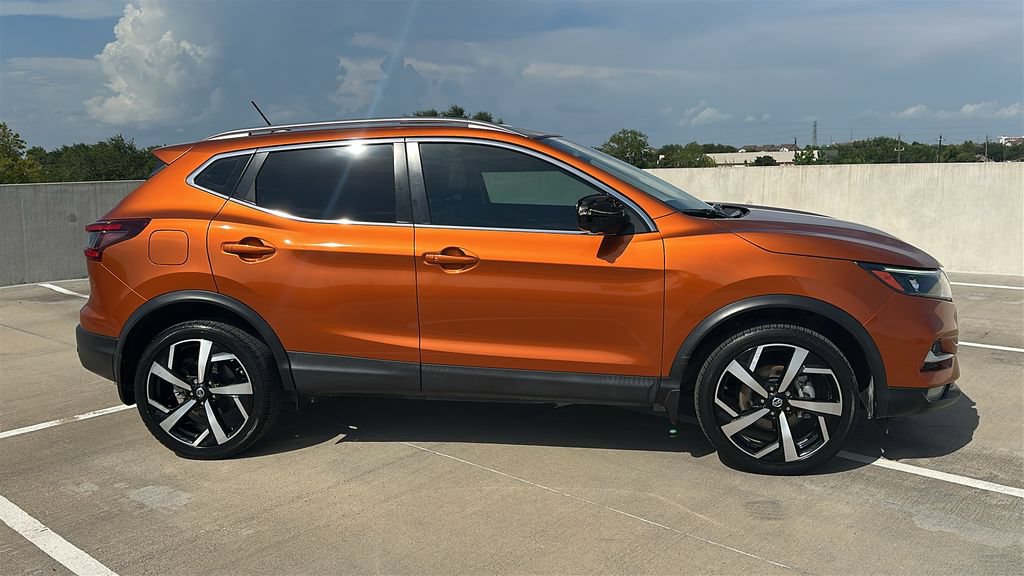 Used 2021 Nissan Rogue Sport SL w/ Premium Package FWD image 15