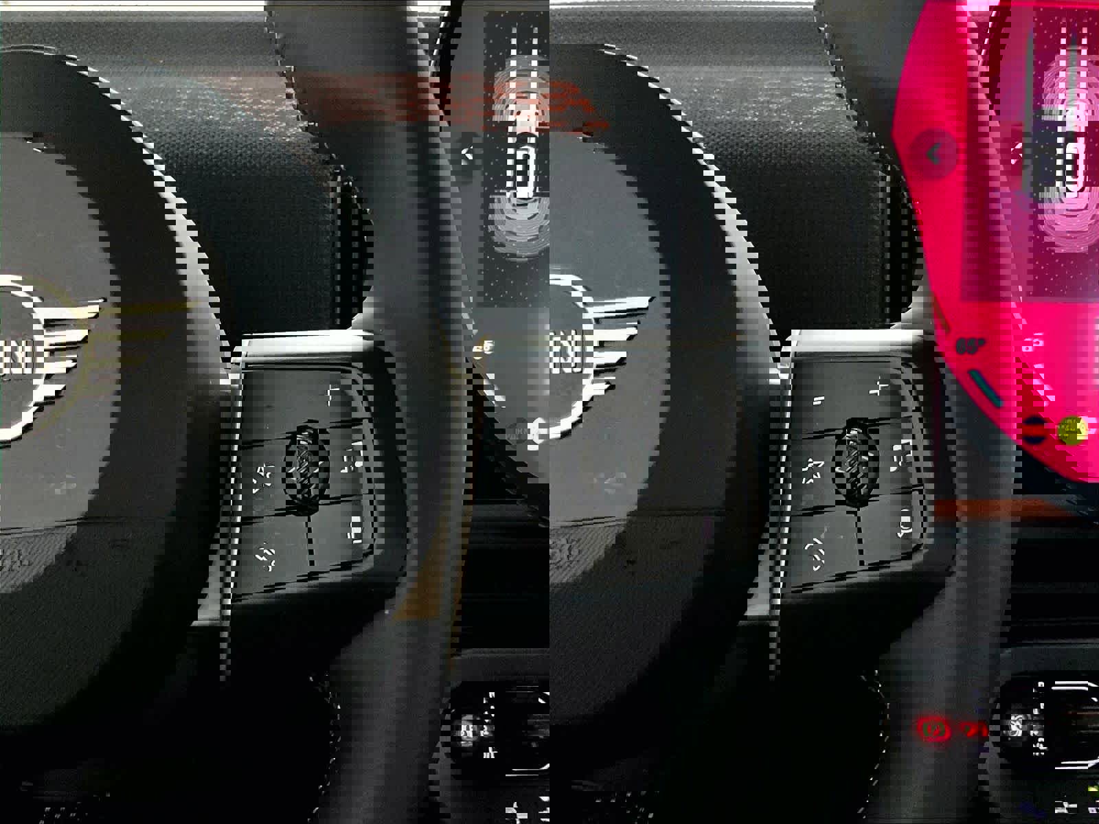 Certified 2025 MINI Cooper 2-Door Hardtop image 21