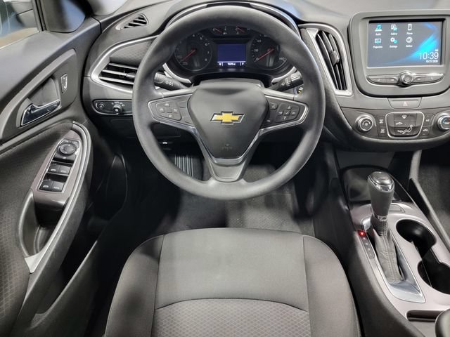 Used 2018 Chevrolet Malibu LS FWD image 25