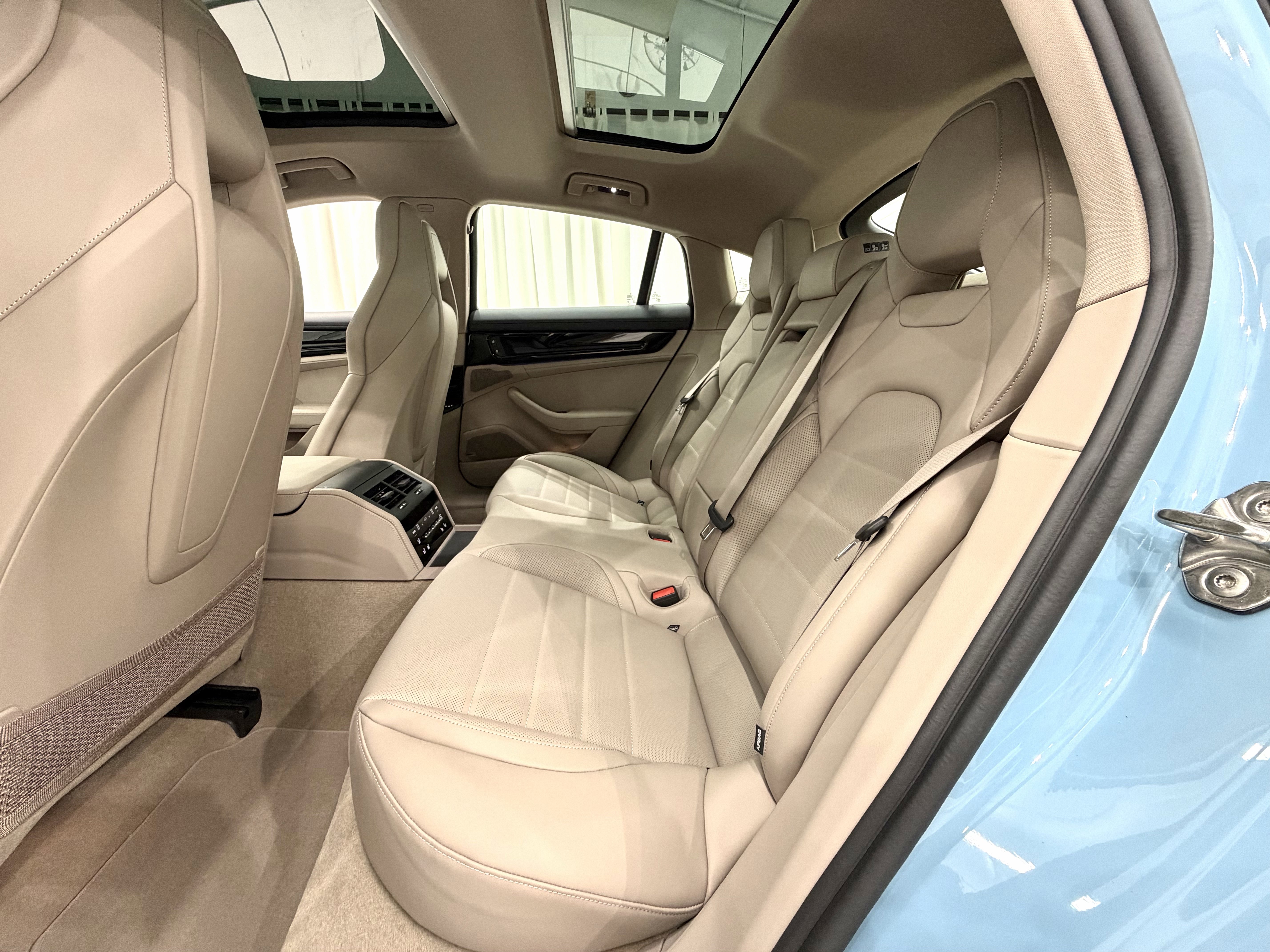 New 2026 Porsche Panamera 4 image 20