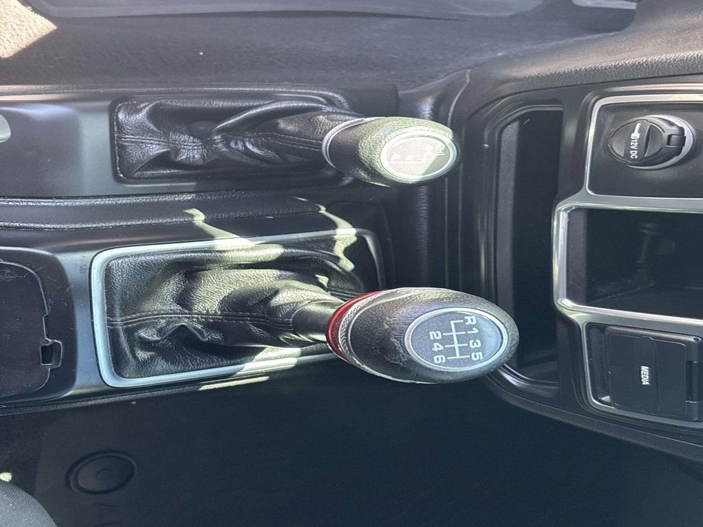 Used 2018 Jeep Wrangler Unlimited Sport image 18