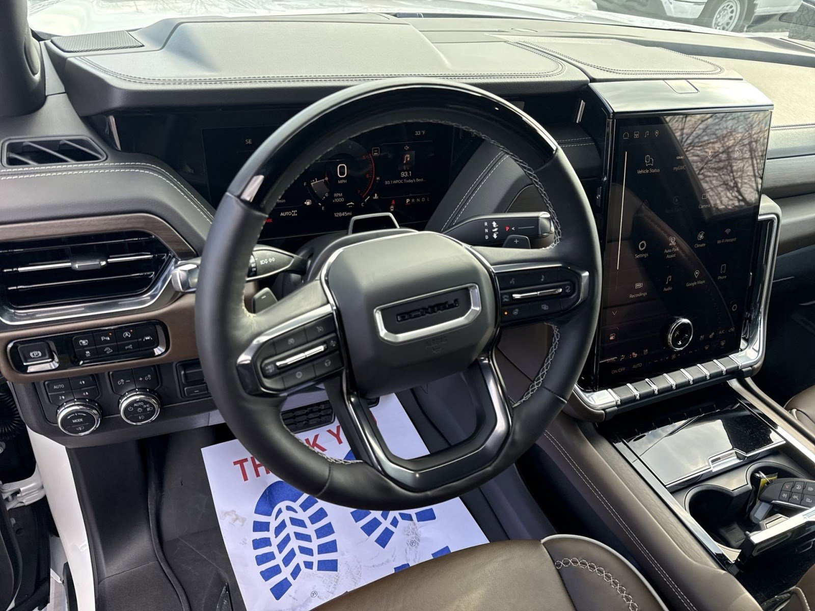 Used 2025 GMC Yukon XL Denali Ultimate w/ LPO, Illumination Package image 16