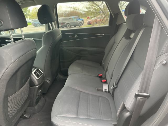 Used 2020 Kia Sorento LX AWD/4WD image 23