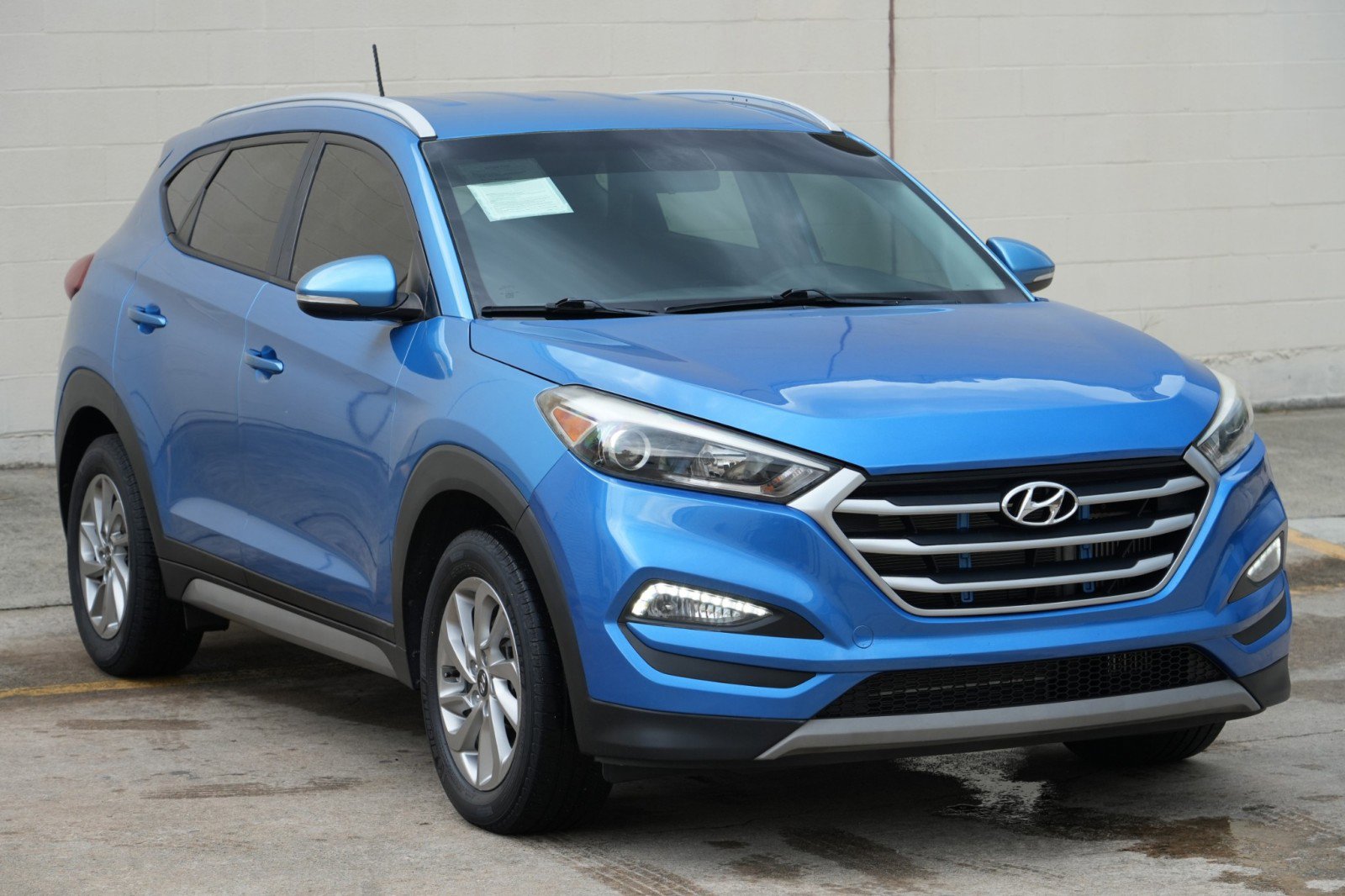 Used 2017 Hyundai Tucson Eco w/ Cargo Package AWD/4WD image 46