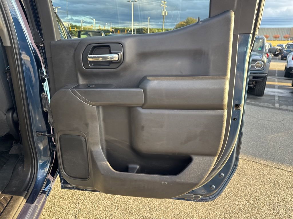 Used 2021 Chevrolet Silverado 1500 LT w/ Z71 Off-Road Package image 19