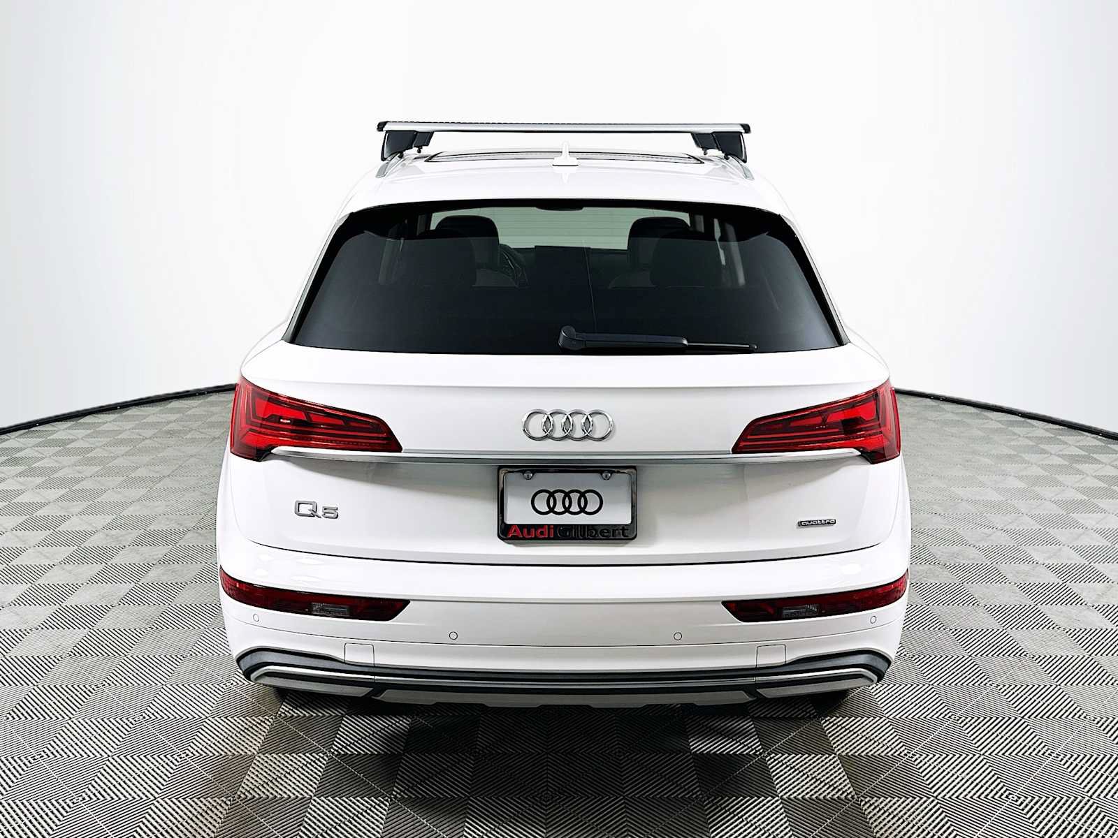 Used 2021 Audi Q5 2.0T Premium w/ Convenience Package AWD/4WD image 6