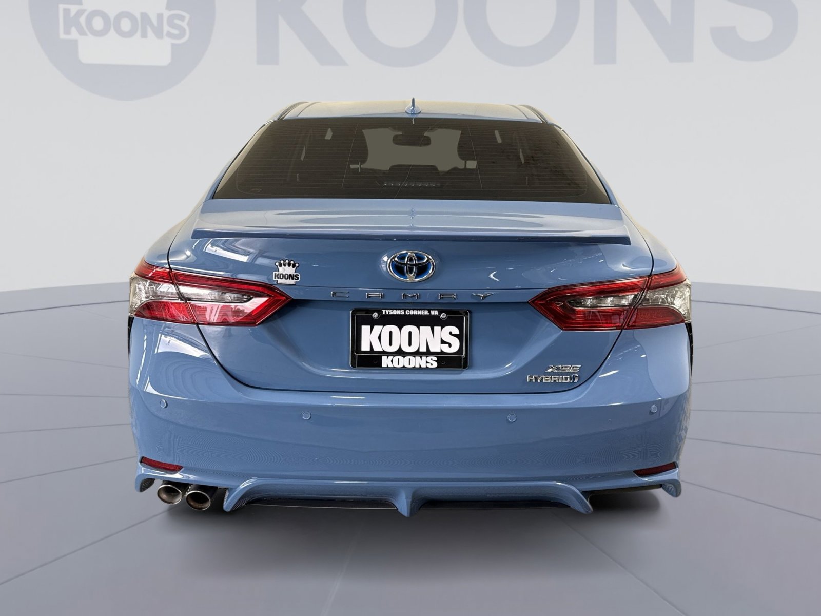 Used 2023 Toyota Camry XSE w/ Navigation Package FWD image 2
