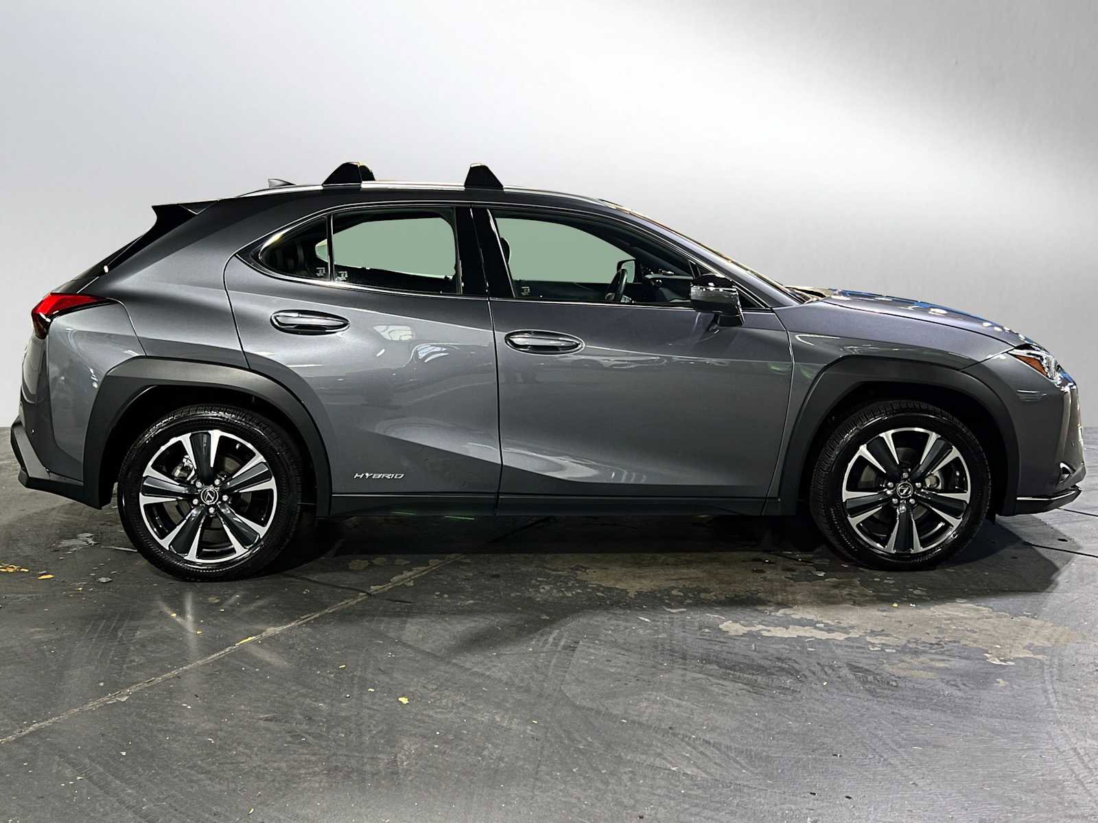 Used 2021 Lexus UX 250h w/ Premium Package image 2