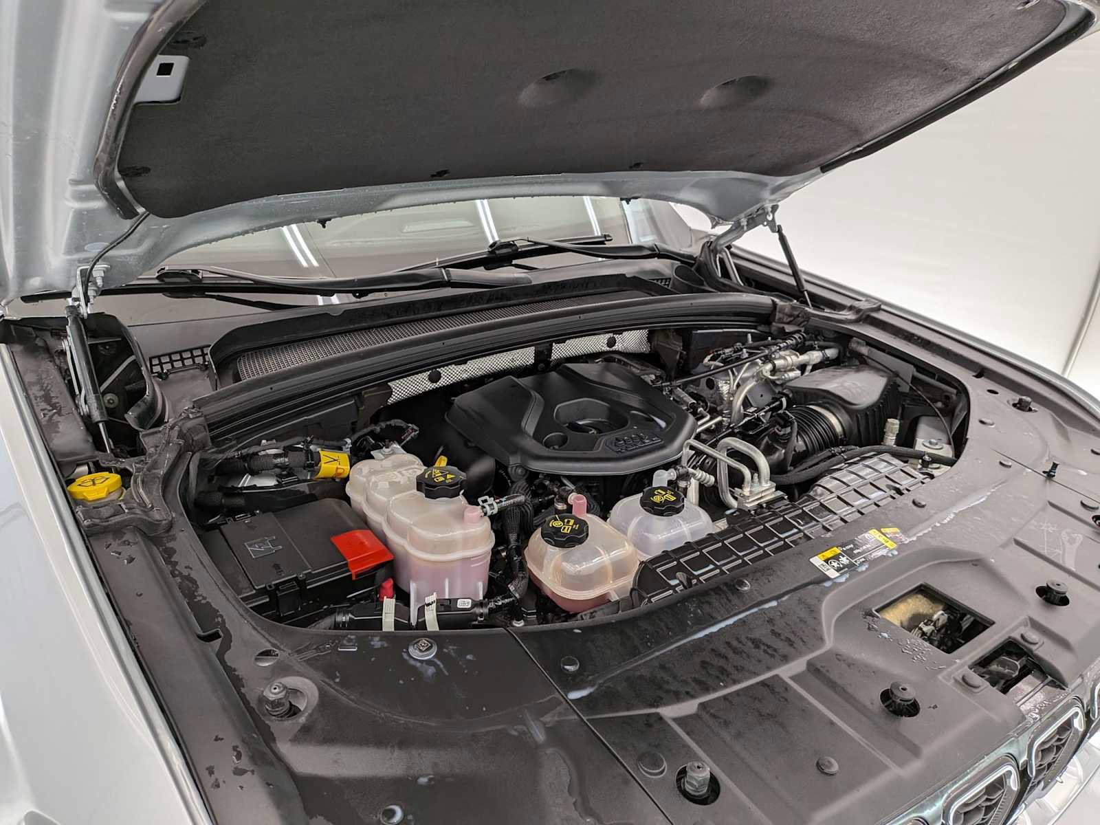 Used 2024 Jeep Grand Cherokee Limited 4xe image 17