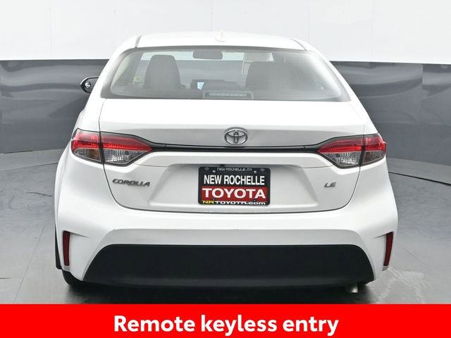 Used 2025 Toyota Corolla LE FWD image 5