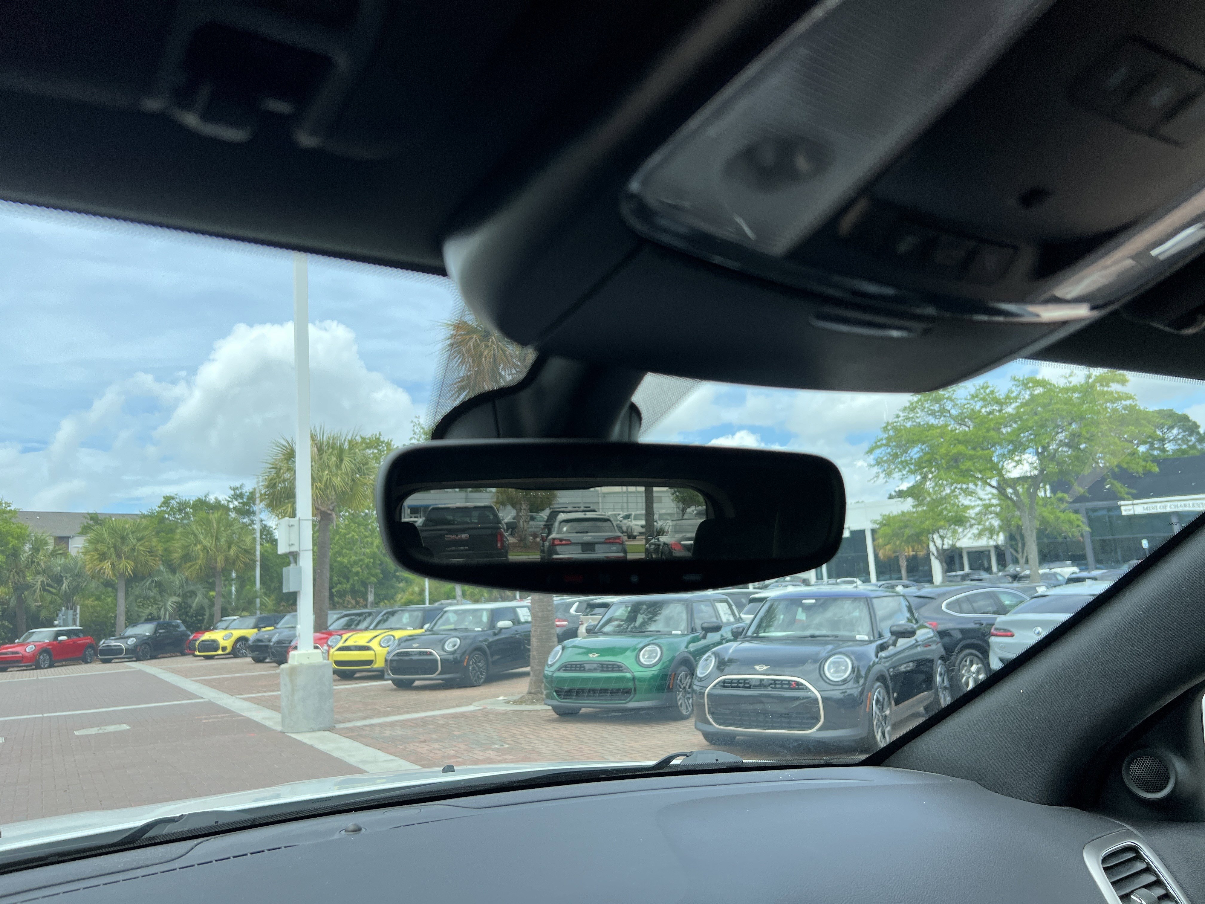 Used 2018 Jeep Grand Cherokee Altitude RWD image 27