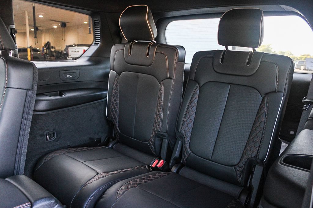 New 2026 Jeep Grand Cherokee L Summit w/ Obsidian Package AWD/4WD image 20
