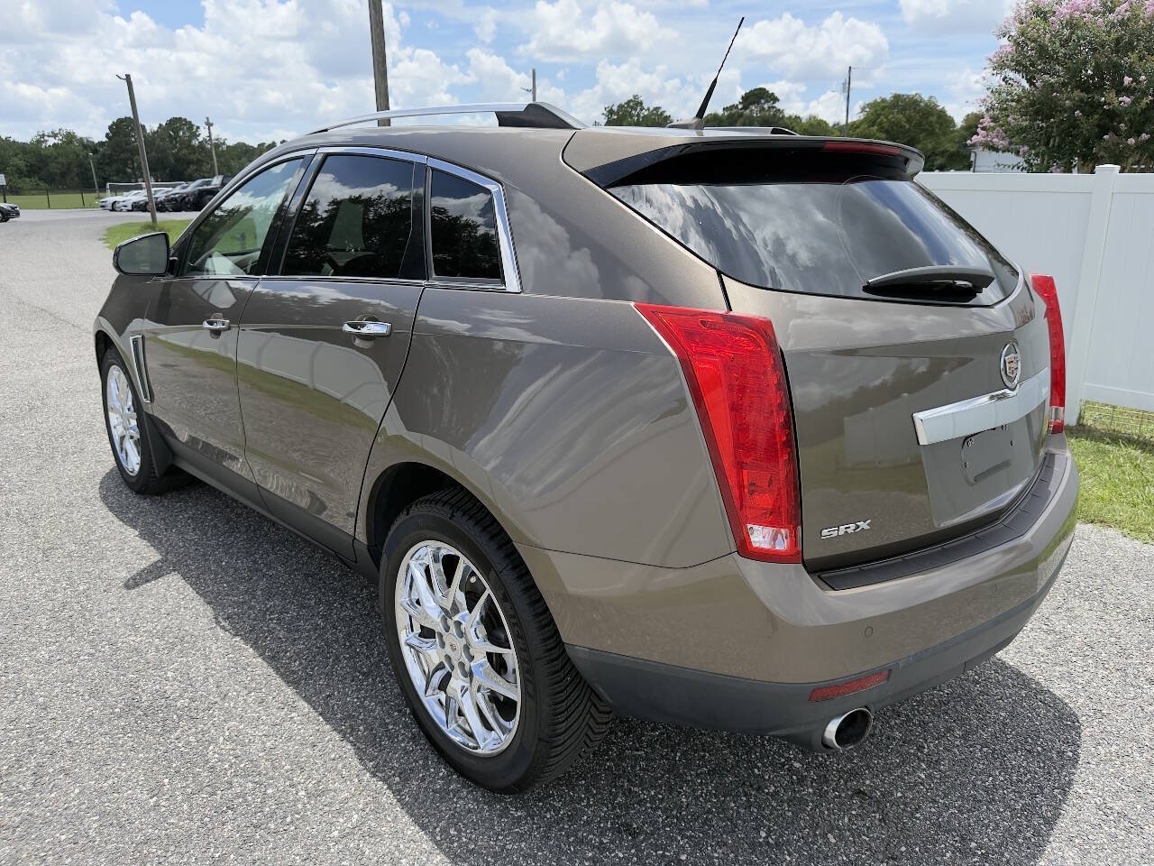 Used 2014 Cadillac SRX Performance w/ Driver Awareness Package FWD image 7