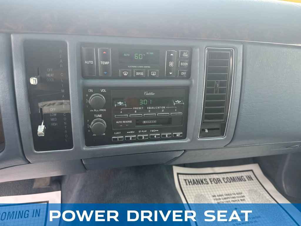 Used 1995 Cadillac Fleetwood Brougham RWD image 17