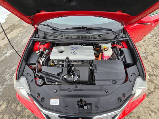 Used 2015 Lexus CT 200h image 35