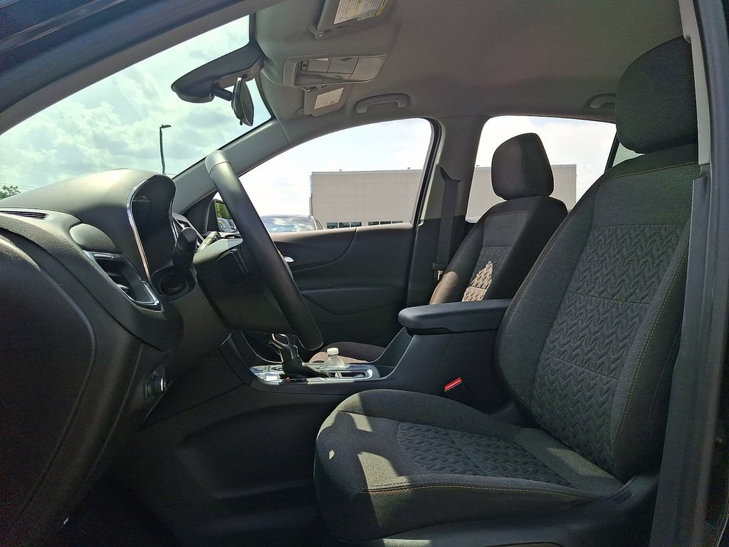 Used 2024 Chevrolet Equinox LT w/ LPO, Floor Liner Package AWD/4WD image 13