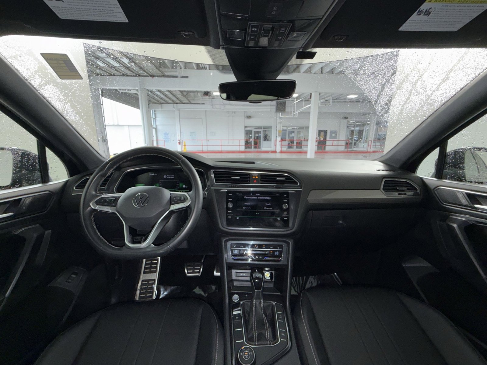 Used 2023 Volkswagen Tiguan SE R-Line AWD/4WD image 22