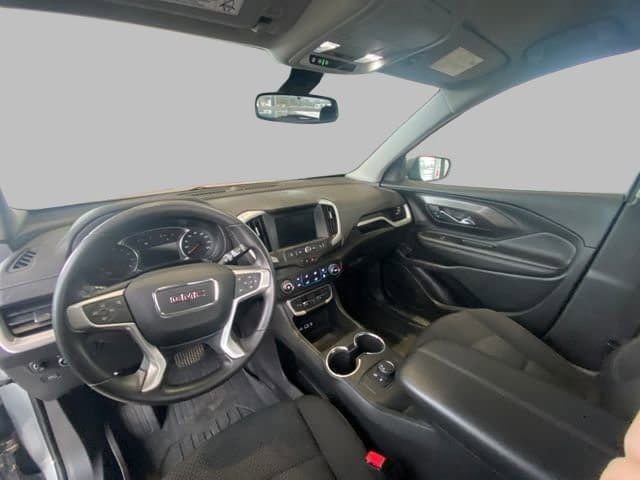 Used 2023 GMC Terrain SLE w/ LPO, Floor Liner Package image 17
