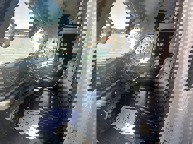 Used 2022 Ford E-Transit Med./Roof w/ Load Area Protection Package image 8