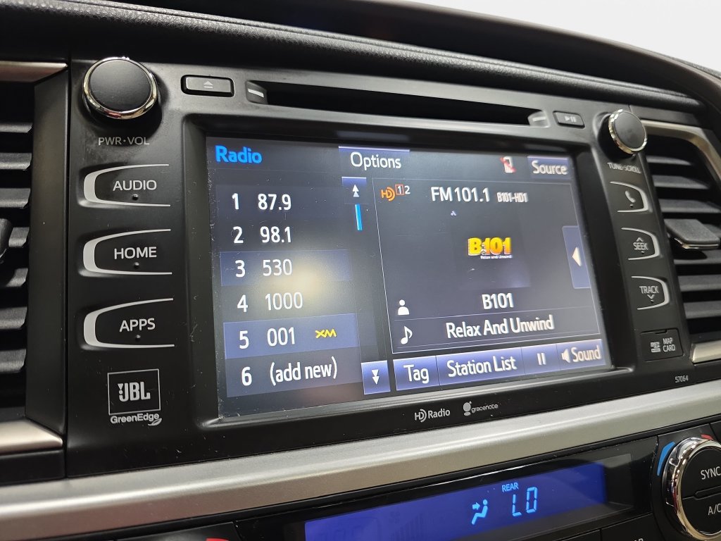 Used 2015 Toyota Highlander Limited Platinum FWD image 20