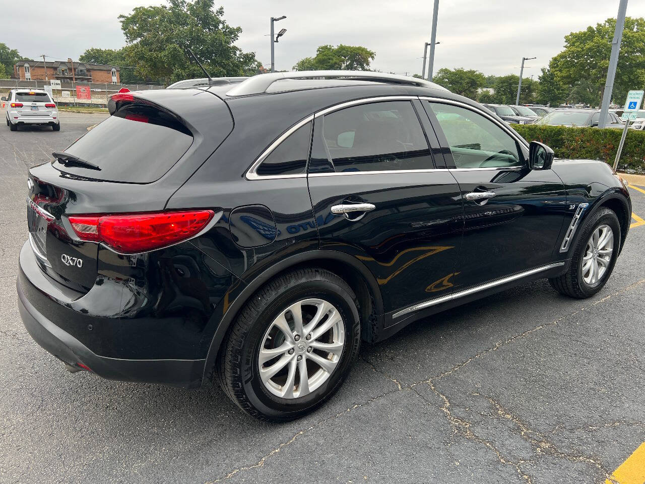 Used 2014 INFINITI QX70 AWD w/ Premium Package image 13