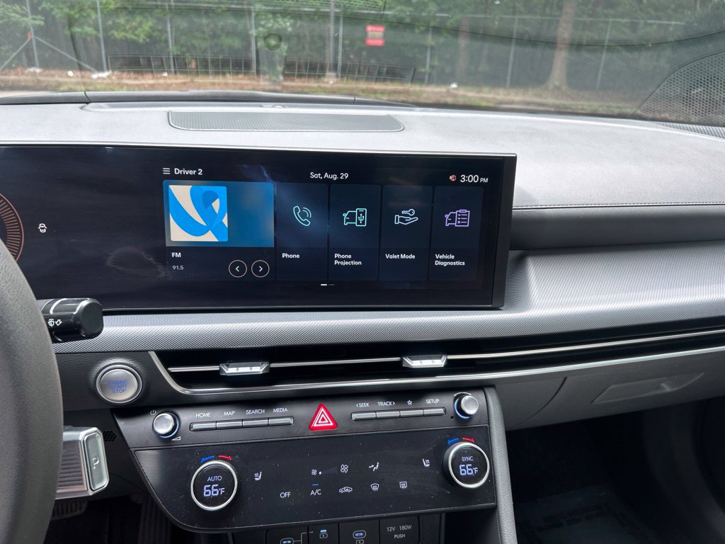 Used 2025 Hyundai Sonata SEL FWD image 17