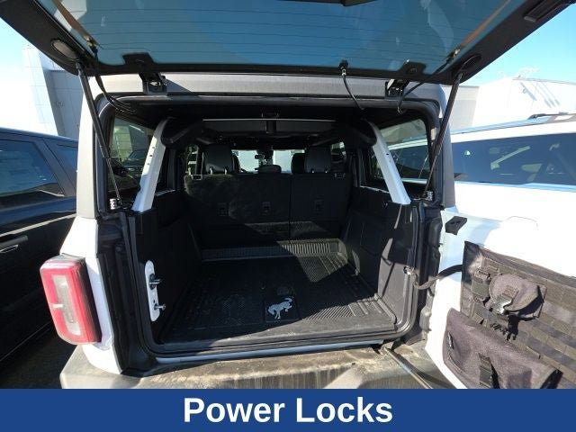Used 2022 Ford Bronco Wildtrak image 18