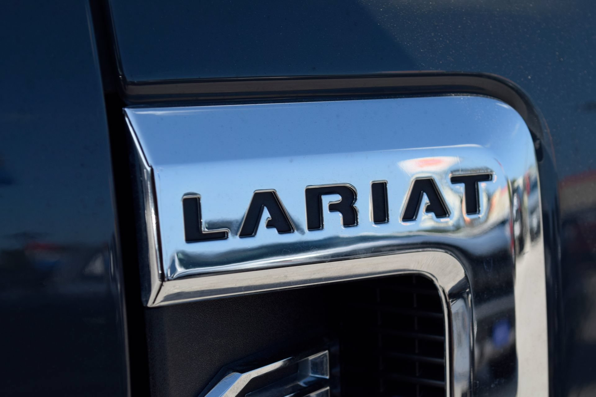 Used 2021 Ford F250 Lariat w/ Lariat Ultimate Package AWD/4WD image 19