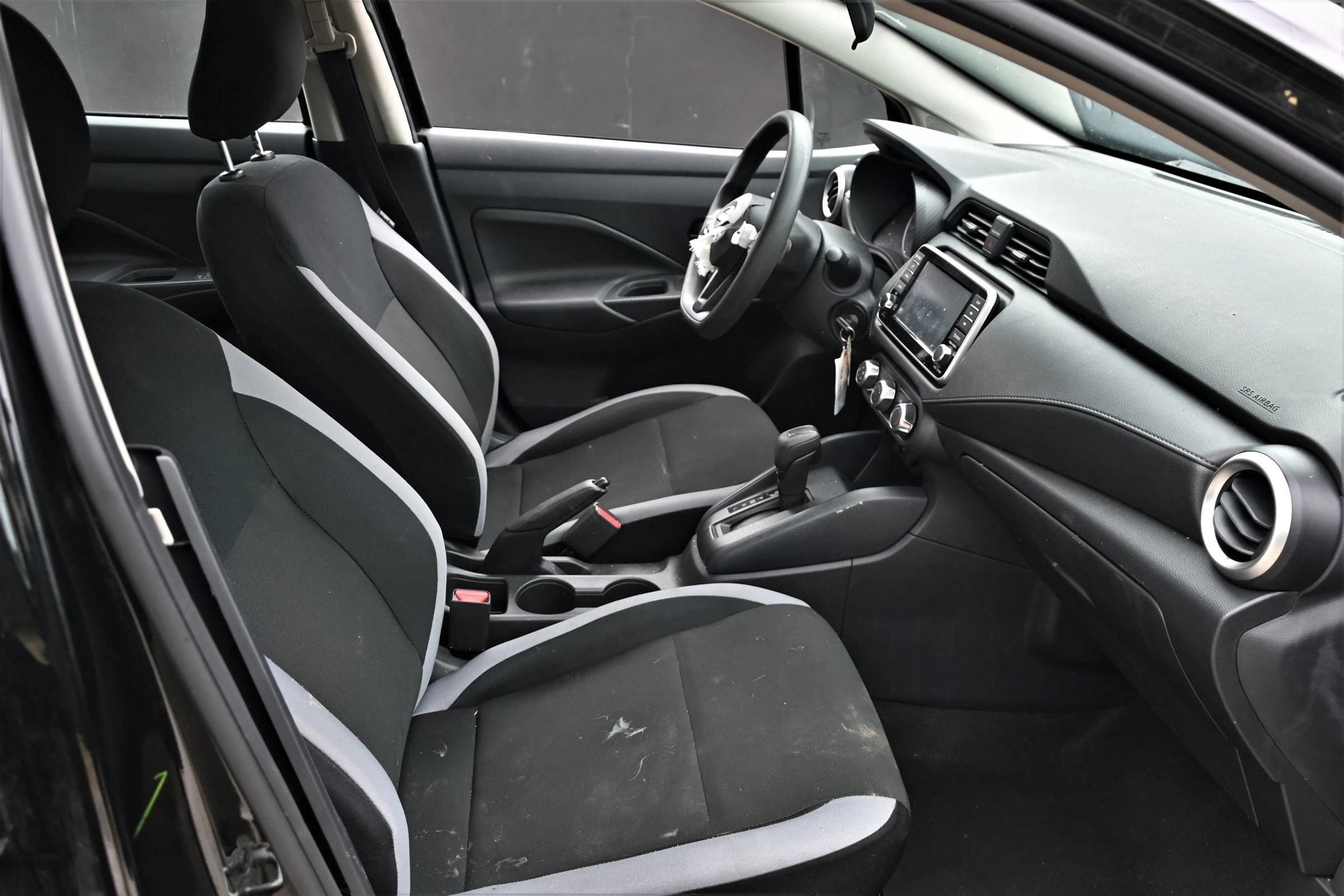 Used 2025 Nissan Versa S w/ Trunk Package FWD image 10