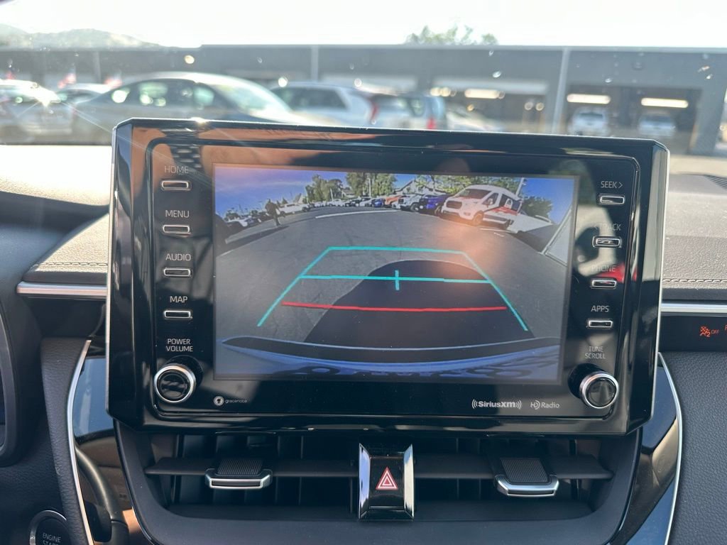 Used 2021 Toyota Corolla XLE w/ Carpet Mat Package (TMS) image 11