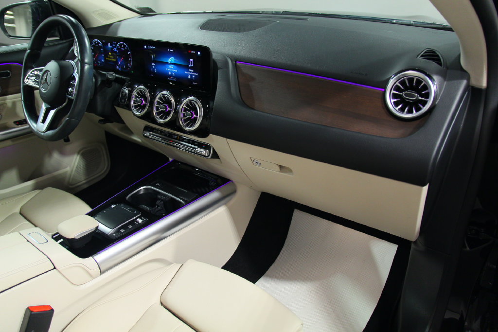 Certified 2023 Mercedes-Benz GLA 250 4MATIC image 11