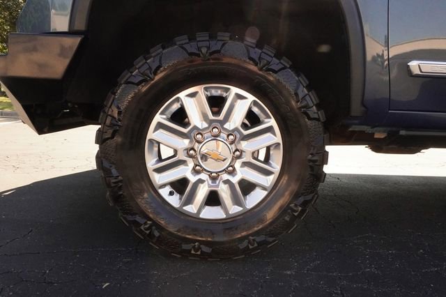 Used 2025 Chevrolet Silverado 2500 High Country AWD/4WD image 40