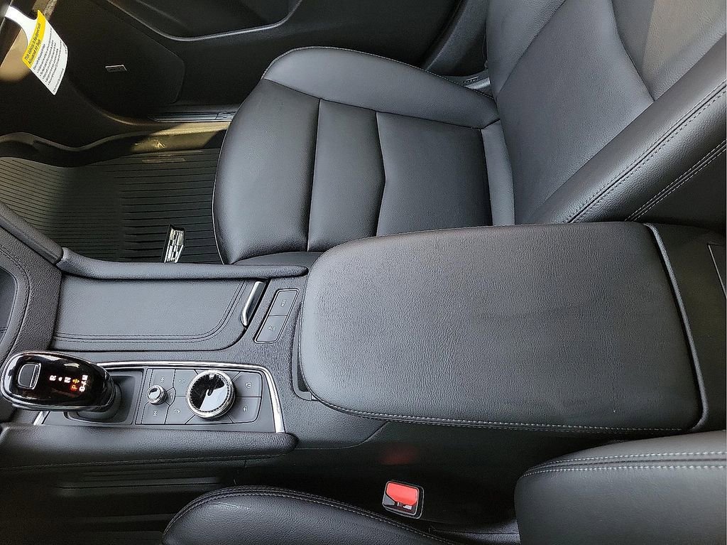 New 2025 Cadillac XT5 Luxury w/ LPO, Floor Liner Package FWD image 20